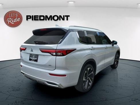 Used 2022 Mitsubishi Outlander SEL FWD image 6