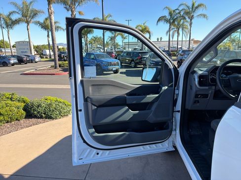 Used 2023 Ford F150 XLT w/ Trailer Tow Package image 11