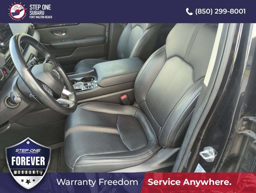 Used 2025 Honda Pilot EX-L image 12