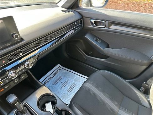 Used 2023 Honda Civic Sport image 28