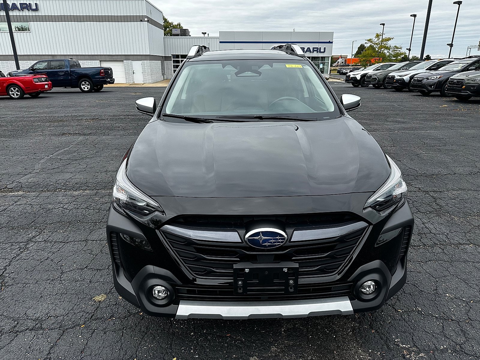 Certified 2025 Subaru Outback Touring XT AWD/4WD image 8