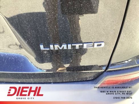 Used 2020 Jeep Cherokee Limited image 11