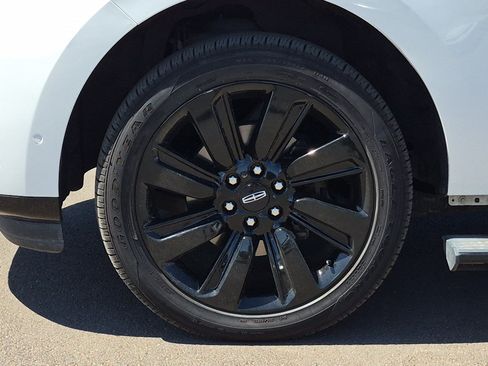 Used 2023 Lincoln Navigator L Black Label AWD/4WD image 10