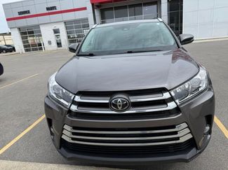 Used 2018 Toyota Highlander Limited video 2