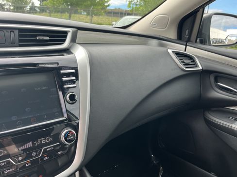 Used 2018 Nissan Murano SL w/ Moonroof Package AWD/4WD image 23
