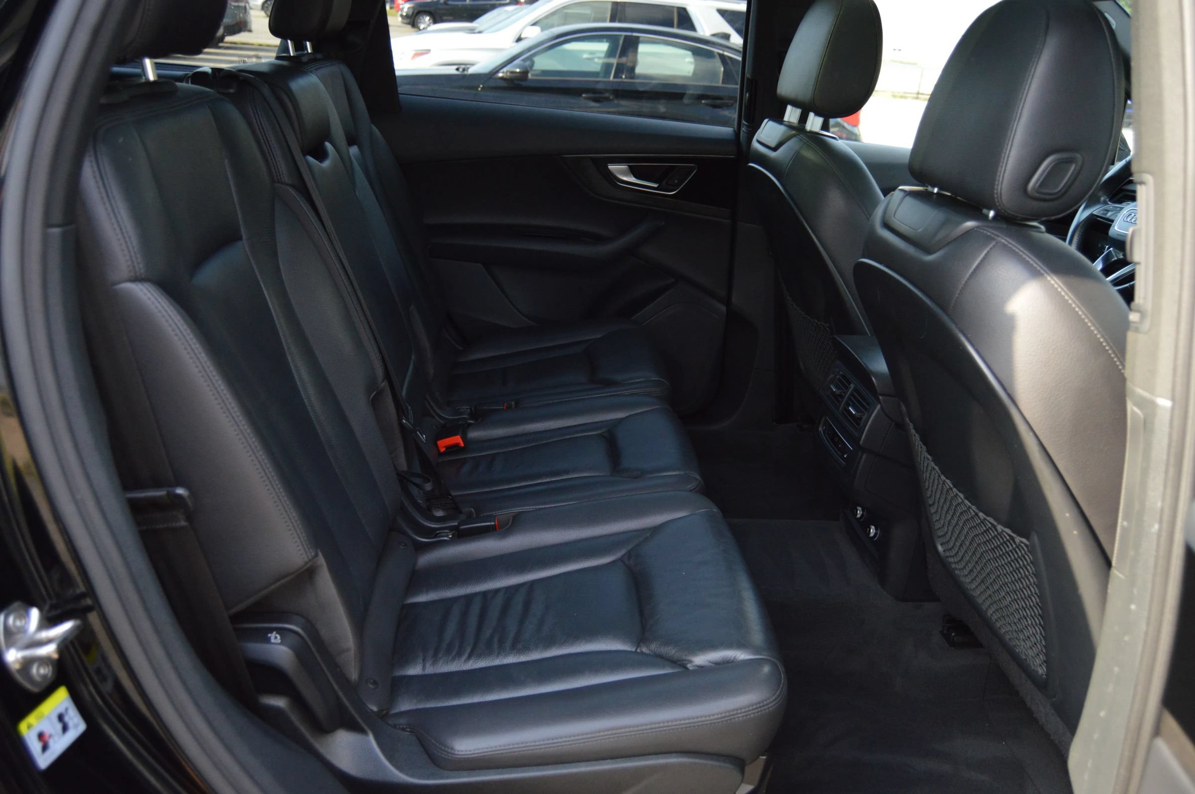 Used 2018 Audi Q7 3.0T Premium AWD/4WD image 25