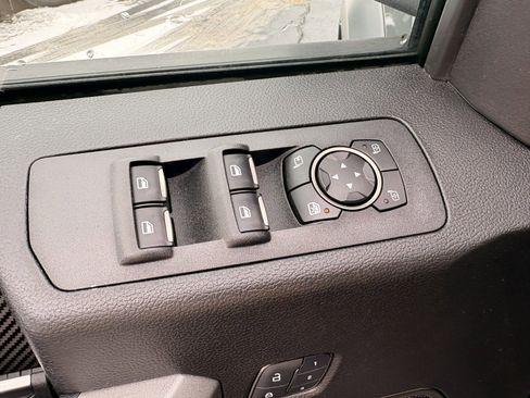 Used 2018 Ford F150 Raptor w/ Equipment Group 802A Luxury image 15