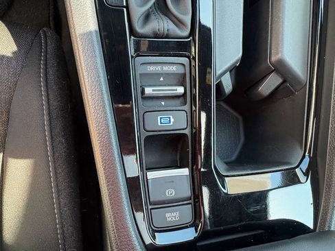 Certified 2025 Honda Accord Sport image 21