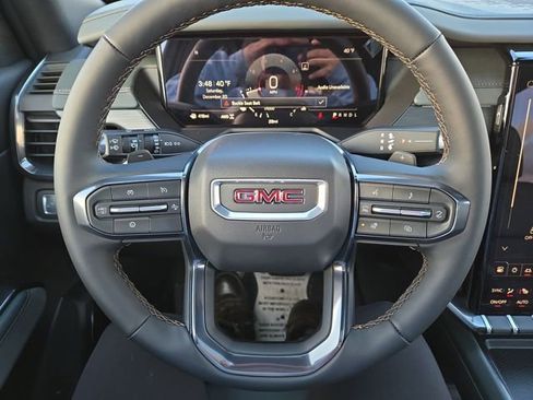 New 2026 GMC Acadia AT4 w/ Luxury Package image 15