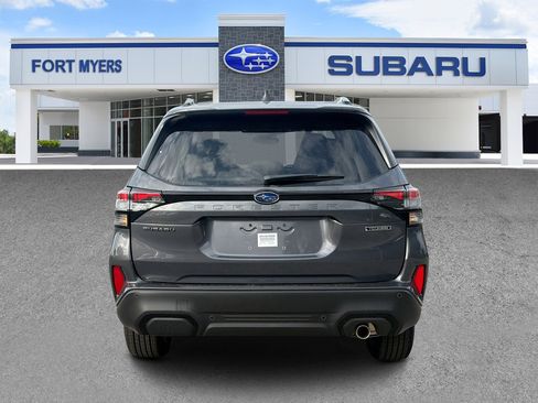 New 2025 Subaru Forester Touring image 5