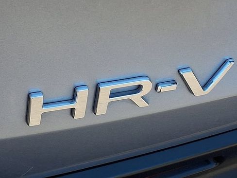 Used 2024 Honda HR-V LX image 29