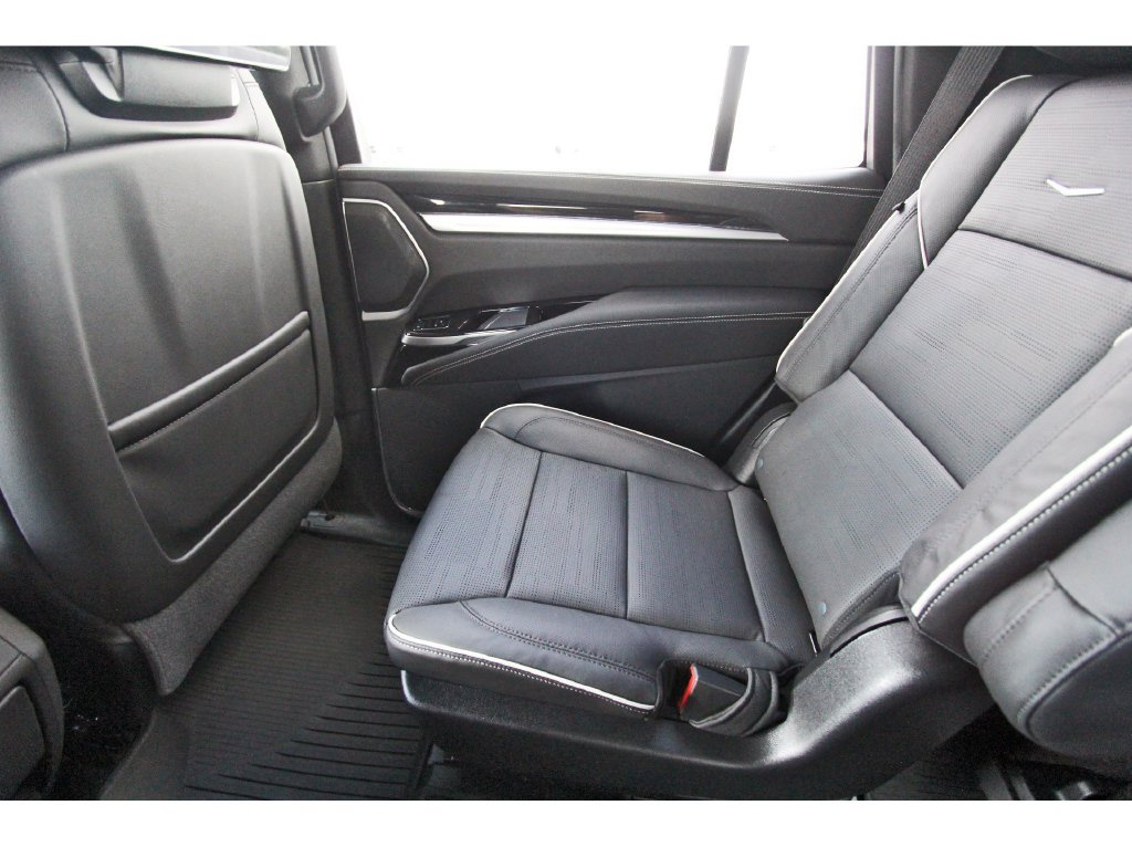 New 2027 Cadillac Escalade Sport w/ Touring Package AWD/4WD image 12