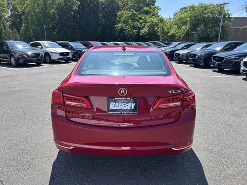 Used 2018 Acura TLX w/ Technology Package FWD image 7