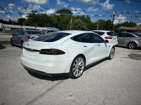 Used 2013 Tesla Model S image 5