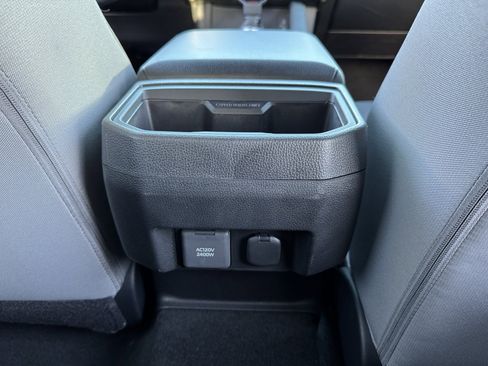 New 2025 Toyota Tacoma TRD Off-Road image 7