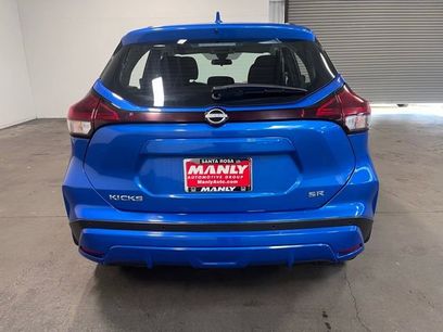Used 2023 Nissan Kicks SR