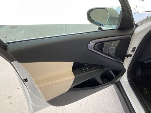 New 2025 BMW X3 xDrive30i w/ Premium Package image 8