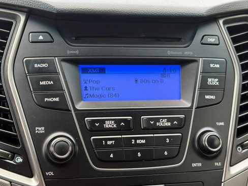 Used 2016 Hyundai Santa Fe Sport FWD image 18