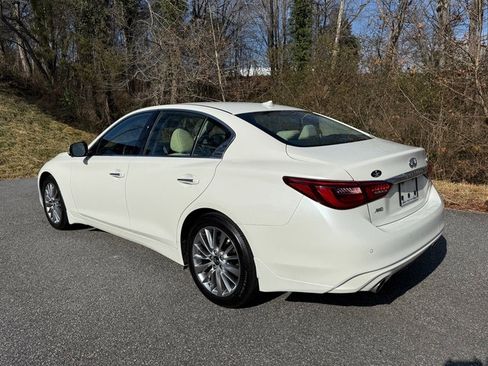 Used 2022 INFINITI Q50 Luxe w/ Cargo Package image 8