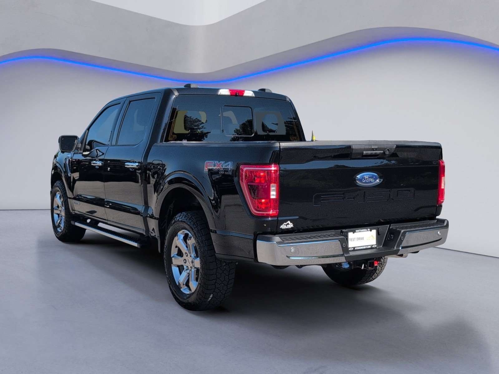 Used 2022 Ford F150 XLT w/ Equipment Group 301A Mid AWD/4WD image 3