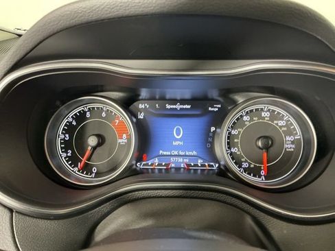 Used 2020 Jeep Cherokee Trailhawk AWD/4WD image 17