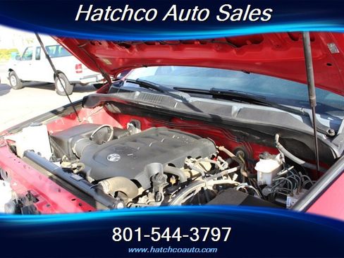 Used 2012 Toyota Tundra 4x4 CrewMax image 13