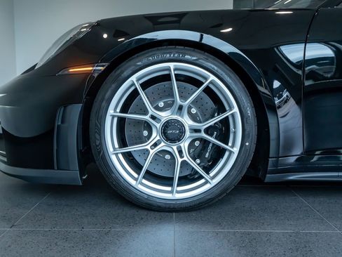 Certified 2026 Porsche 911 GT3 RWD image 11