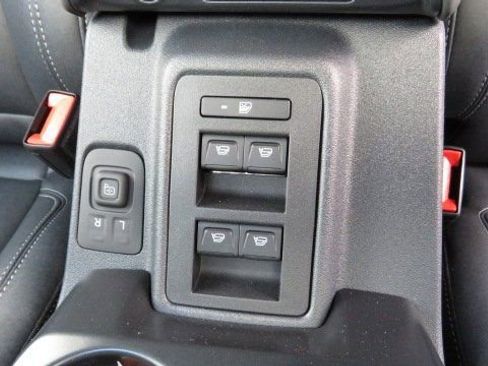 New 2025 Ford Bronco Badlands w/ Sasquatch Package image 18