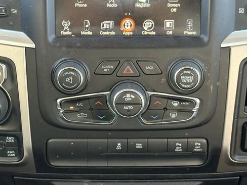 Used 2017 RAM 1500 Big Horn image 19