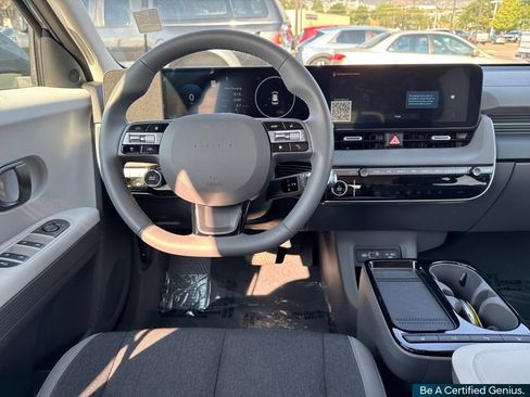 Used 2025 Hyundai Ioniq 5 SE image 47