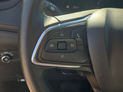 Used 2024 Buick Encore GX Sport Touring image 18