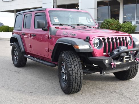 Used 2022 Jeep Wrangler Unlimited Rubicon w/ Cold Weather Group image 3