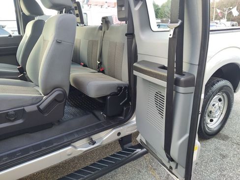 Used 2011 Ford F250 XL w/ PWR Equipment Group image 13