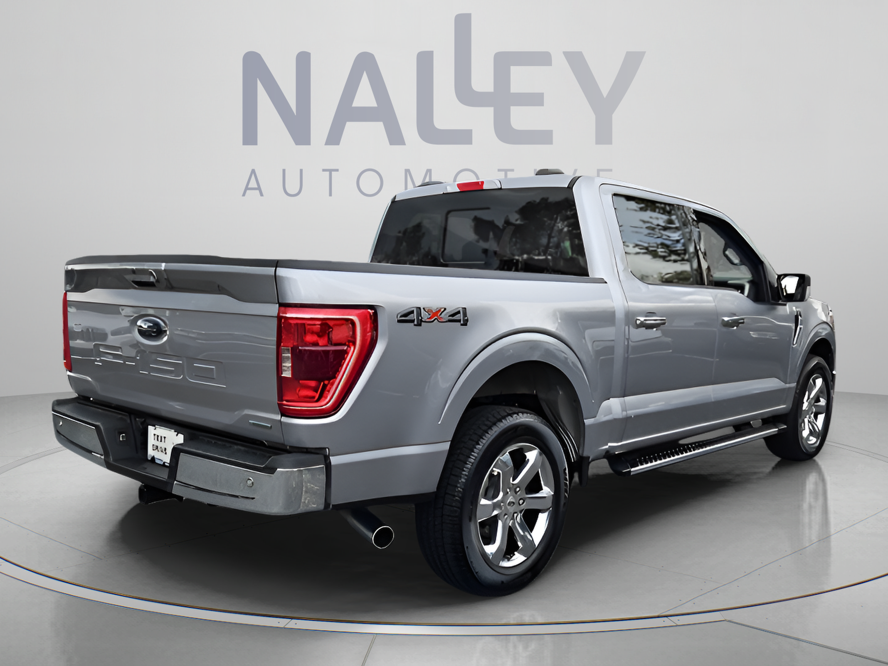Used 2021 Ford F150 XLT w/ Equipment Group 302A High AWD/4WD image 5