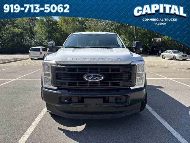 New 2026 Ford F550 2WD Crew Cab image 4