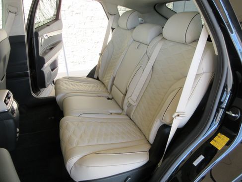Used 2026 Genesis GV80 3.5T e-SC AWD/4WD image 24
