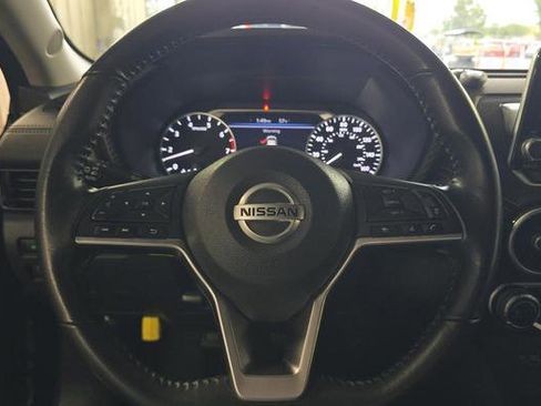 Used 2023 Nissan Sentra SV w/ Trunk Package image 7