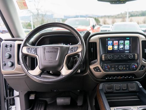 Used 2018 GMC Sierra 1500 Denali w/ Denali Ultimate Package image 14