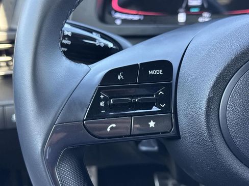 Certified 2025 Hyundai Elantra Sport w/ Cargo Package image 10