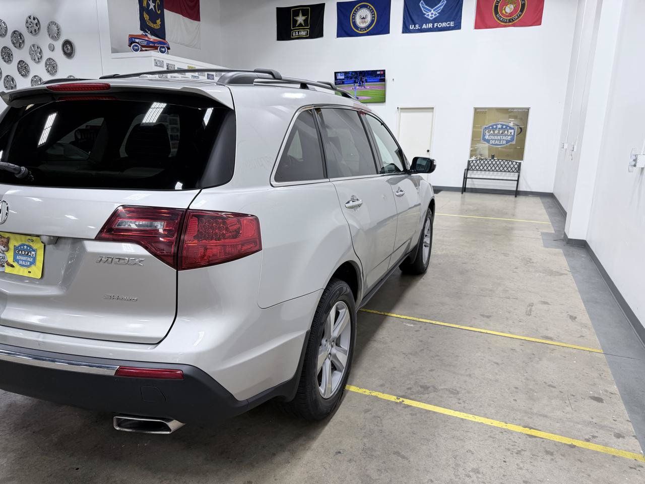 Used 2011 Acura MDX AWD/4WD image 23