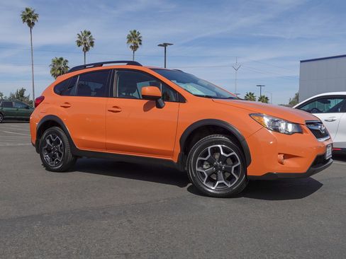 Used 2014 Subaru Crosstrek 2.0i Limited image 4