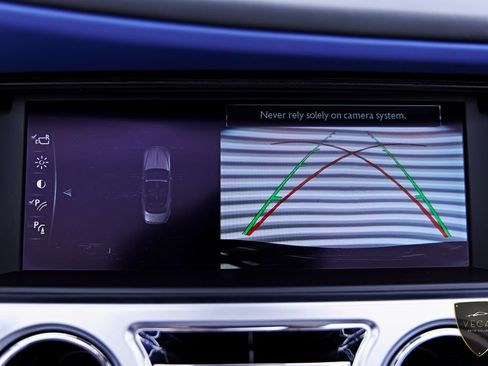 Used 2019 Rolls-Royce Dawn RWD image 91
