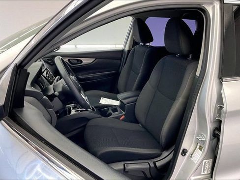 Used 2017 Nissan Rogue Sport S w/ S Appearance Package AWD/4WD image 18