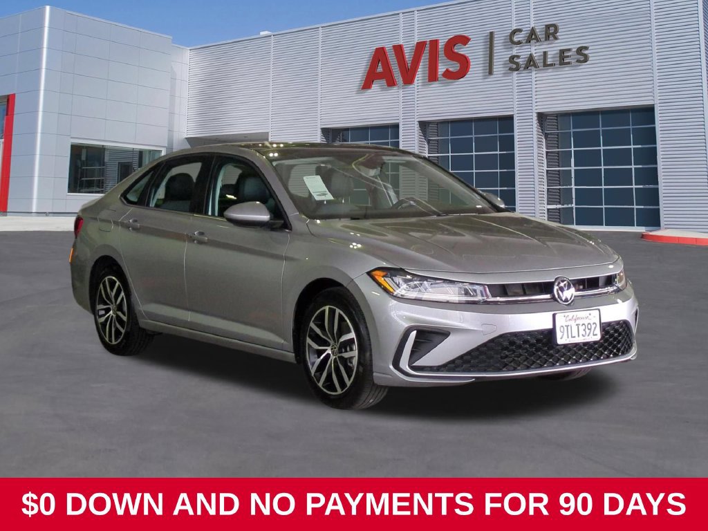 Used 2025 Volkswagen Jetta SE FWD image 3