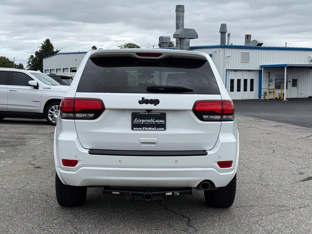 Used 2018 Jeep Grand Cherokee Altitude RWD image 26