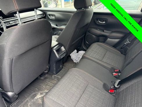 Used 2024 Honda HR-V Sport image 9