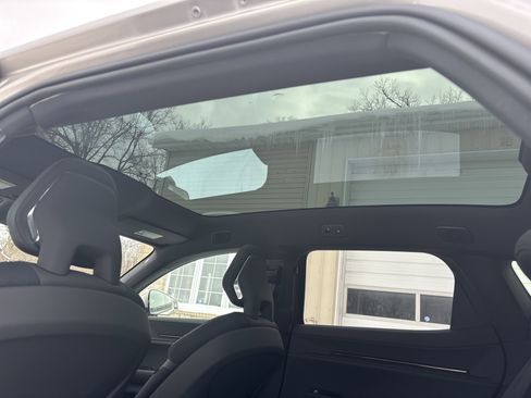 Used 2025 Polestar Polestar 3 image 17