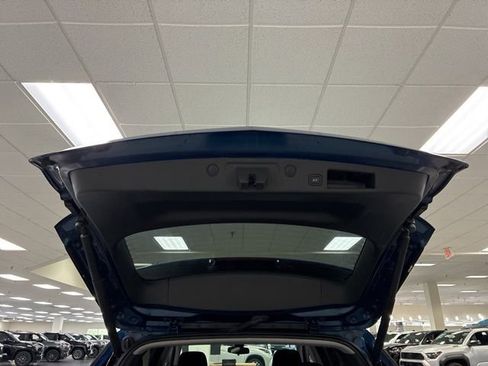 Used 2021 Chevrolet Equinox LT AWD/4WD image 19