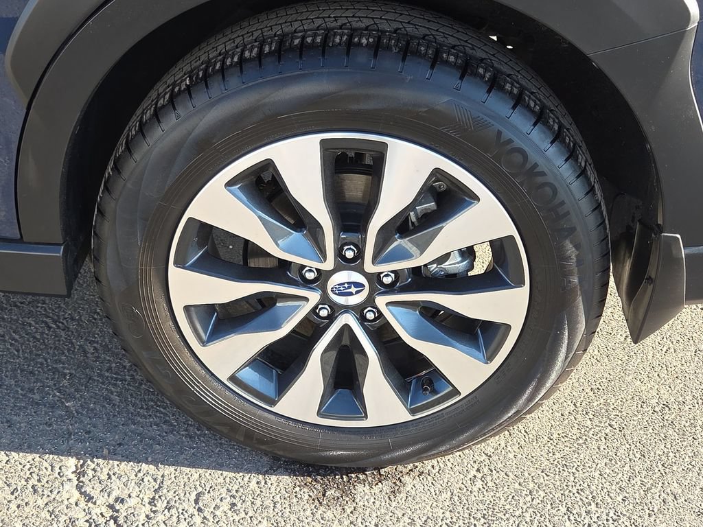 Used 2024 Subaru Outback Touring AWD/4WD image 11