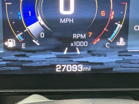 Certified 2025 Chevrolet Tahoe LT image 14